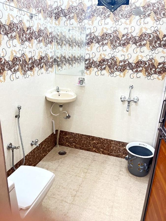 The Orchid Villa Homestay - Walkable Distance From Taj Mahal Agra  Exterior photo